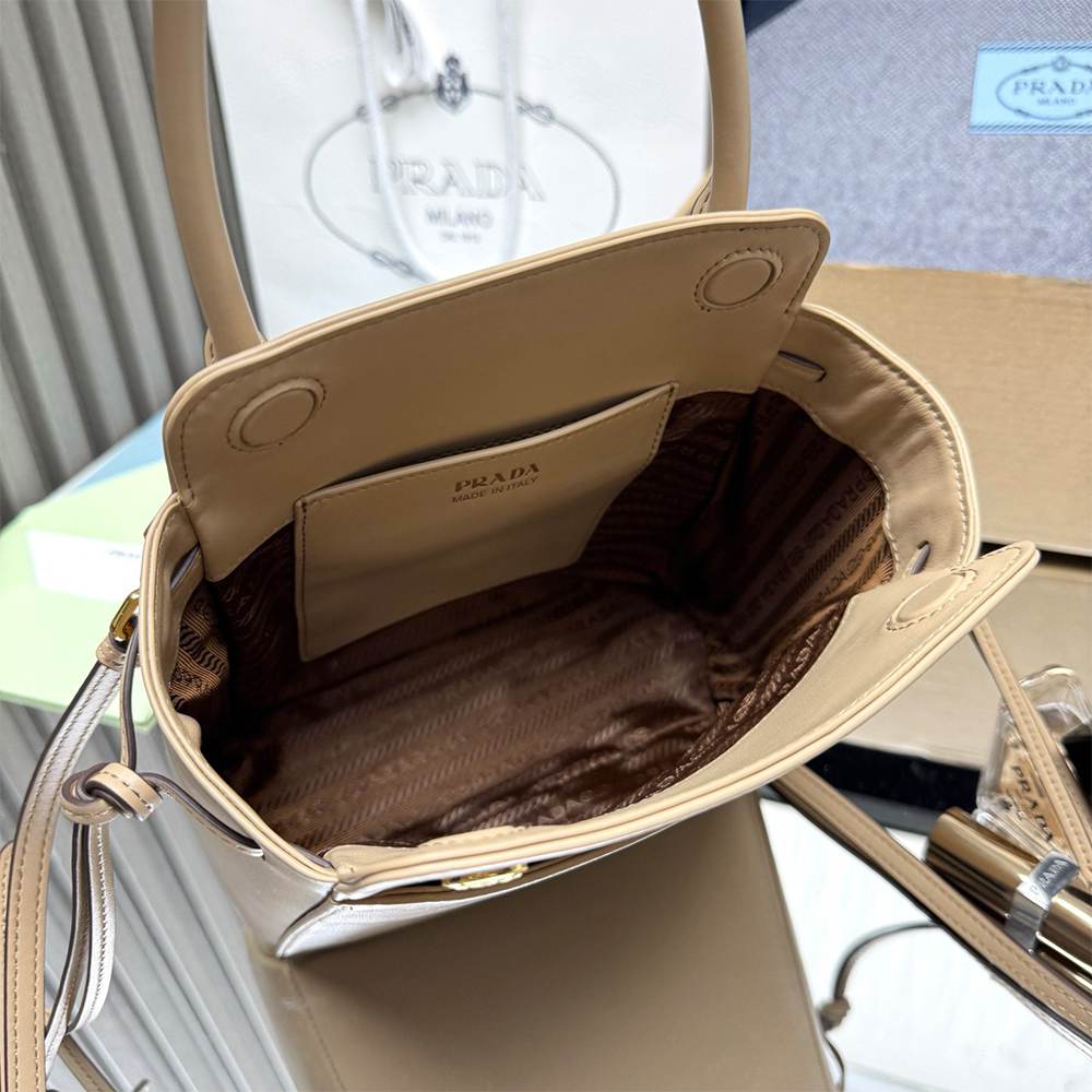 Pra*a Carry mini leather handbag(HIGH-END GRADE)