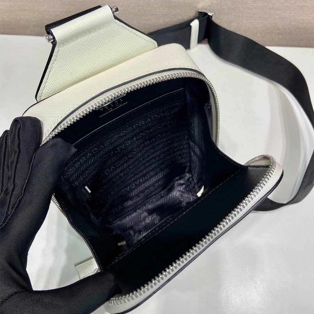 Pra*a Brique Saffiano leather bag