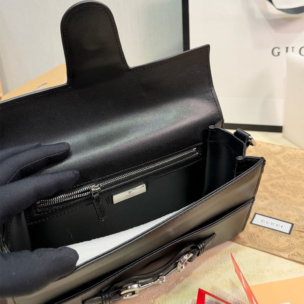 Gvc*1 Horsebit Ristretto medium shoulder bag