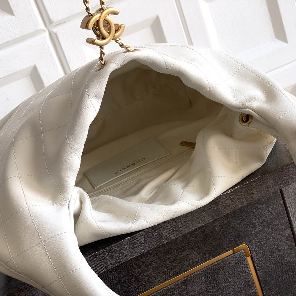 Ch**el Large Hobo Bag(HIGH-END GRADE)