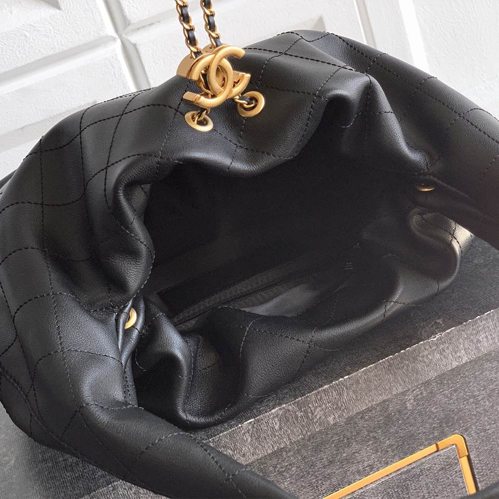 Ch**el Large Hobo Bag(HIGH-END GRADE)