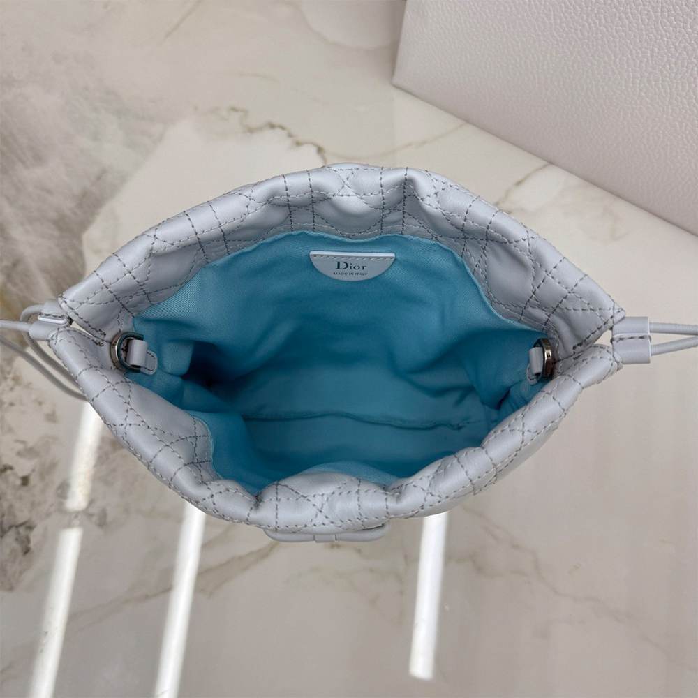 D10r AD10rable Mini Bucket Bag