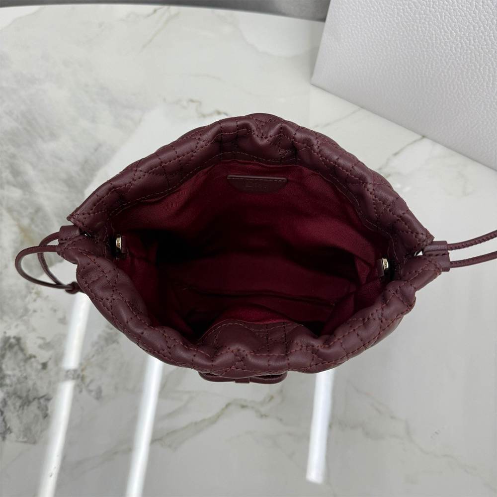 D10r AD10rable Mini Bucket Bag