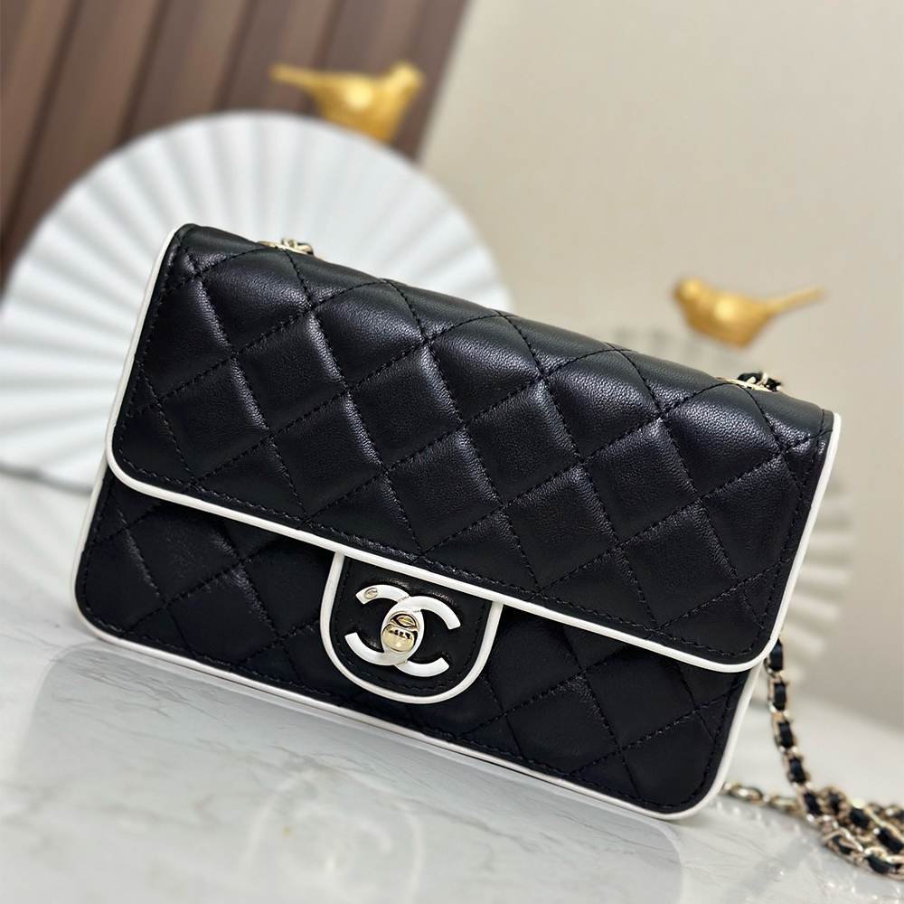 Ch**el Wallet on Chain(HIGH-END GRADE)