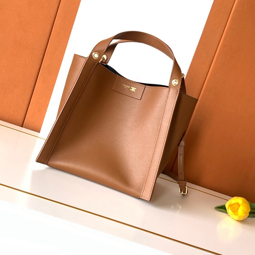 Ce1i*e SMALL CUBE BAG IN S*pPLE CALFSKIN(HIGH-END GRADE)