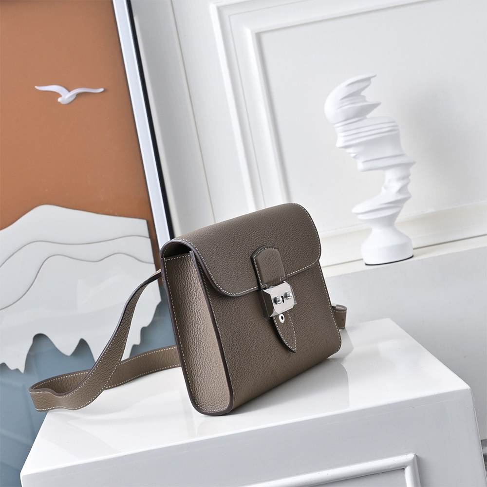 H**me5 Sac a depeches 21 bag(HIGH-END GRADE)