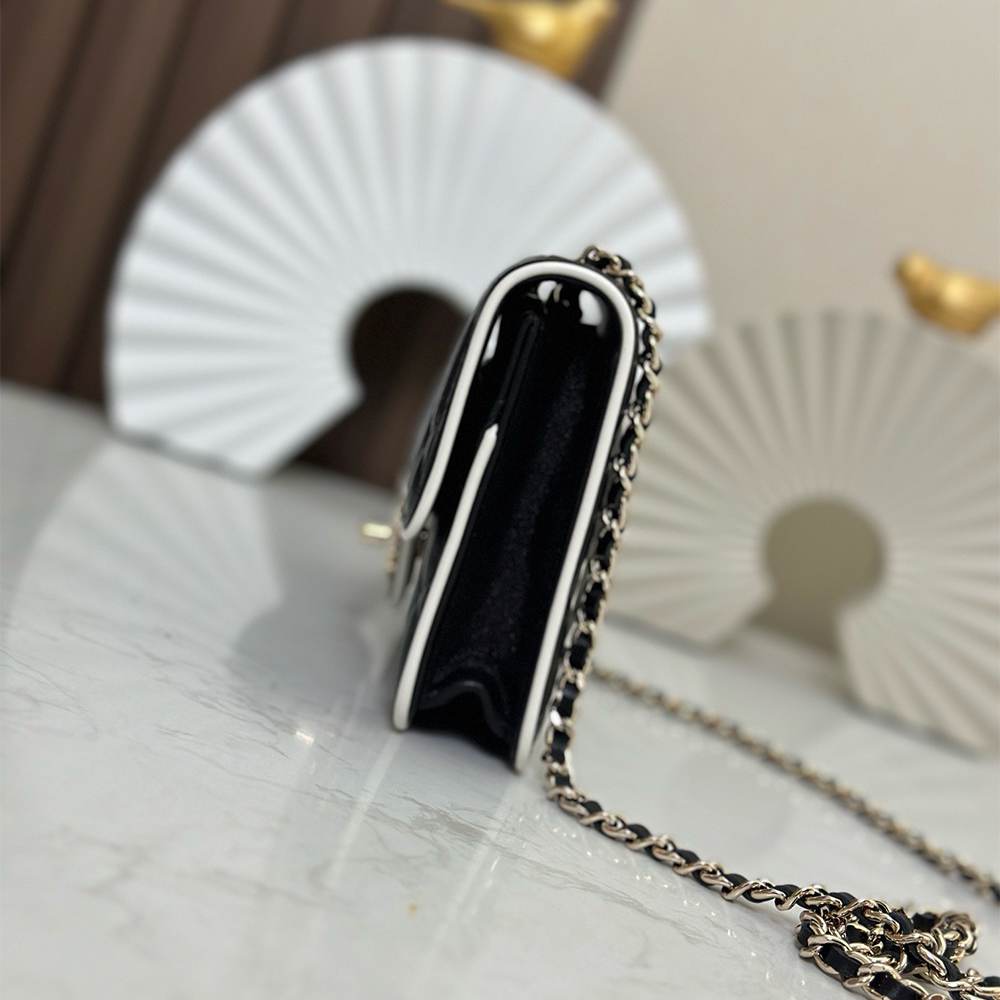 Ch**el Wallet on Chain(HIGH-END GRADE)