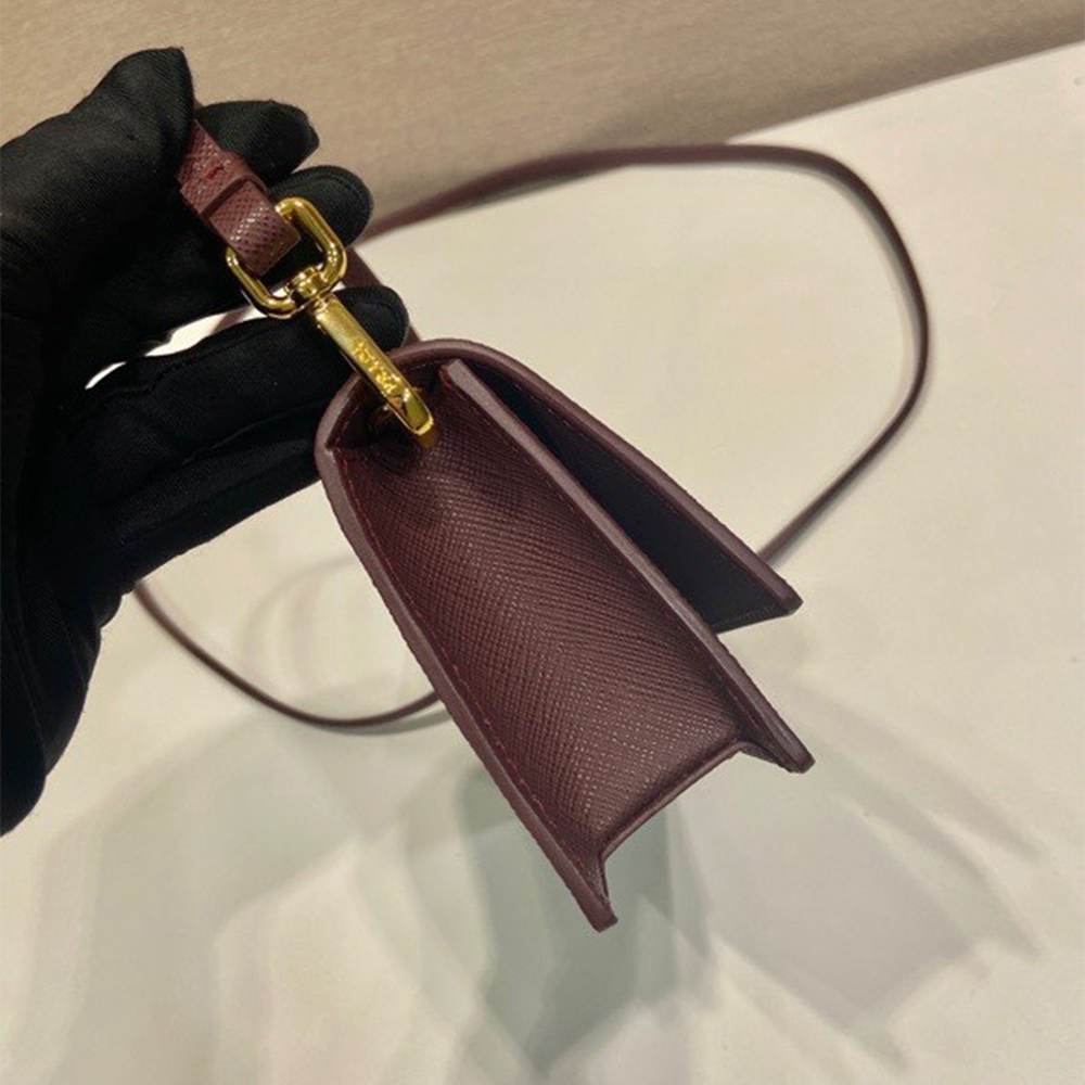 Pra*a Saffiano leather mini-bag(HIGH-END GRADE)