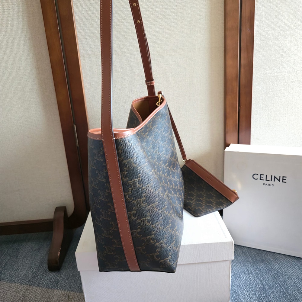 Ce1i*e SOFT SHOPPER BAG IN TRIOMPHE CANVAS AND CALFSKIN(HIGH-END GRADE)