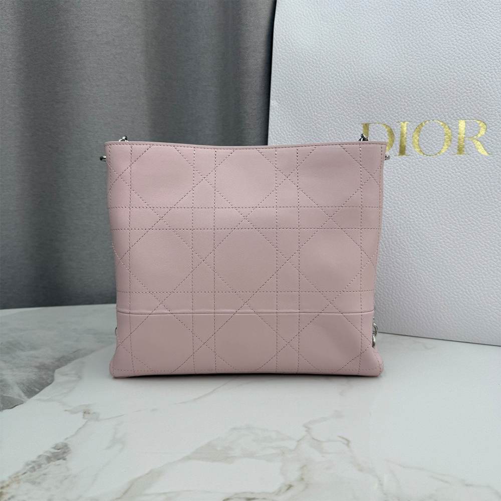 D10r Trianon Bag with Chain
