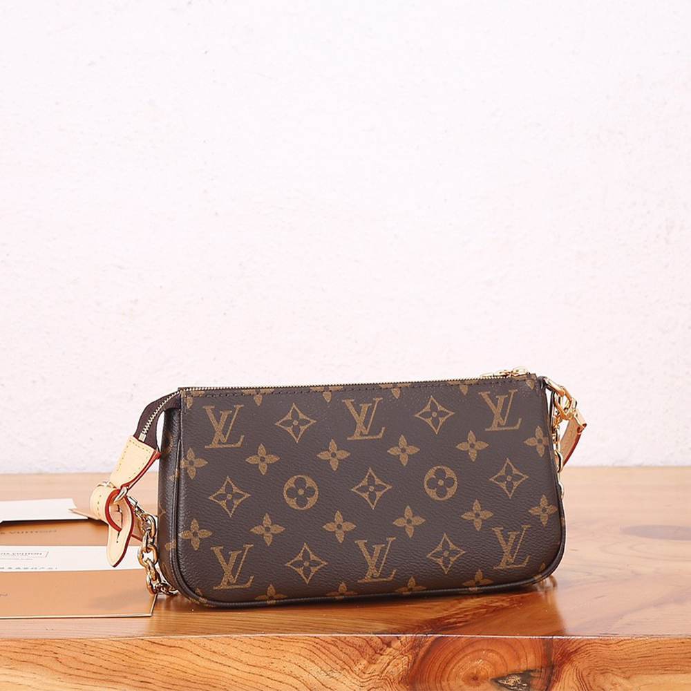 LV Pochette Accessoires