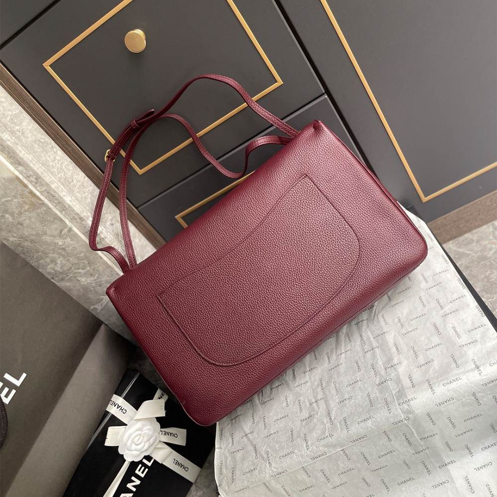 Ch**el Maxi Flapbag(HIGH-END GRADE)