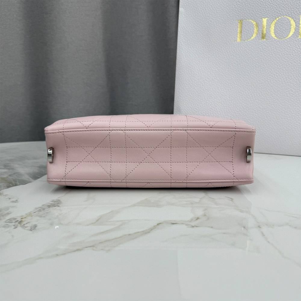 D10r Trianon Bag with Chain