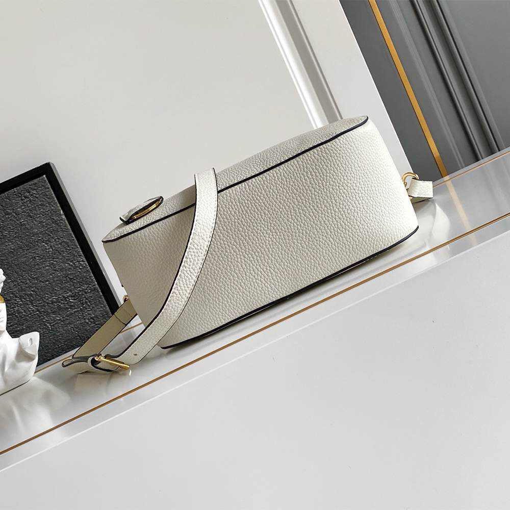 Pra*a Small leather bag(HIGH-END GRADE)