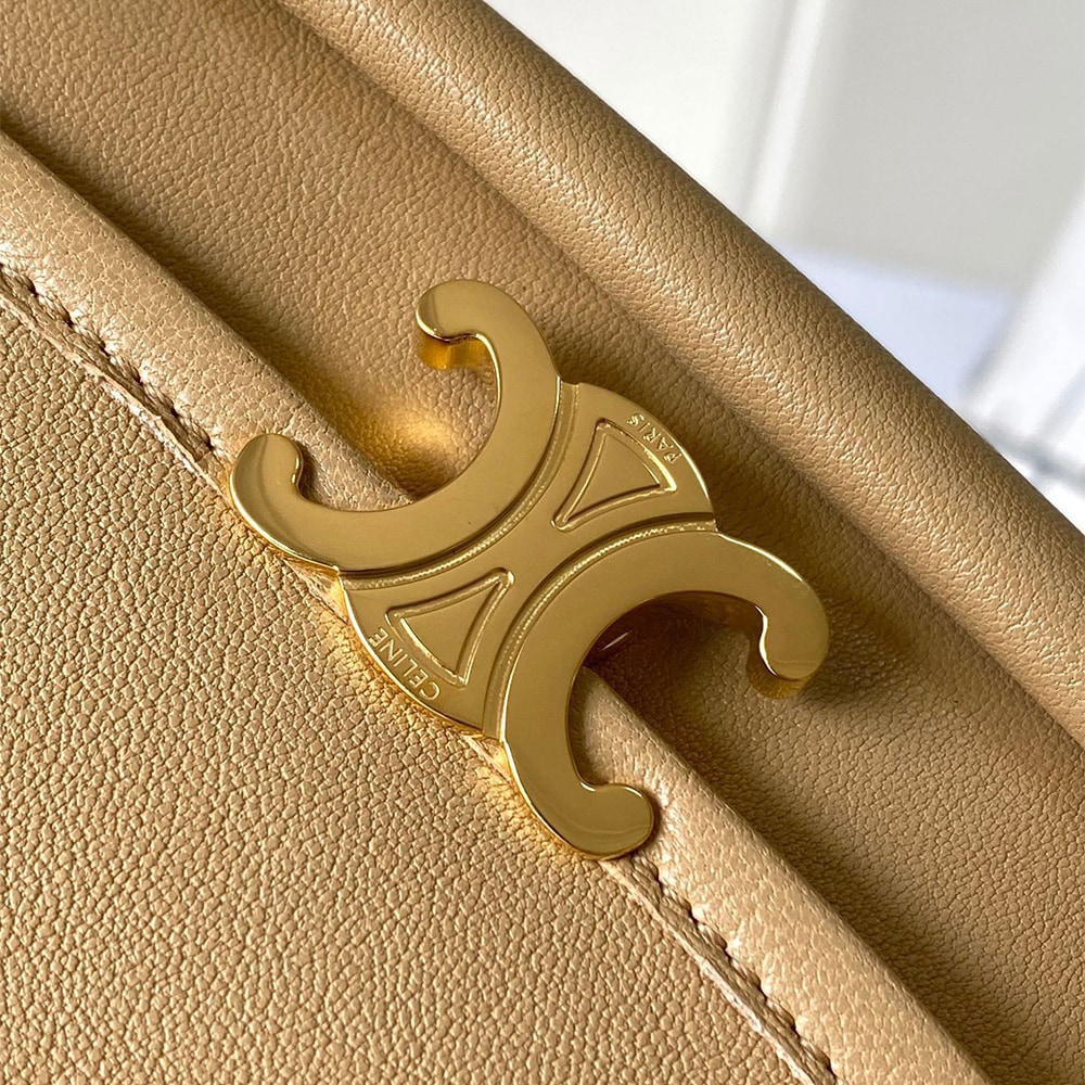 Ce1i*e LITTLE HALFMOON SOFT TRIOMPHE IN S*pPLE SHINY LAMBSKIN(HIGH-END GRADE)