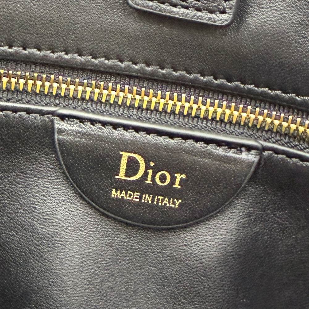 D10r Trianon Bag with Chain