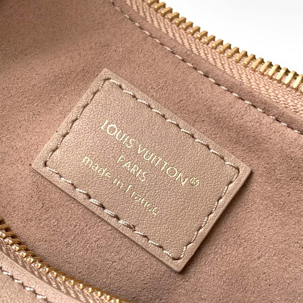 Pochette LV Bloom