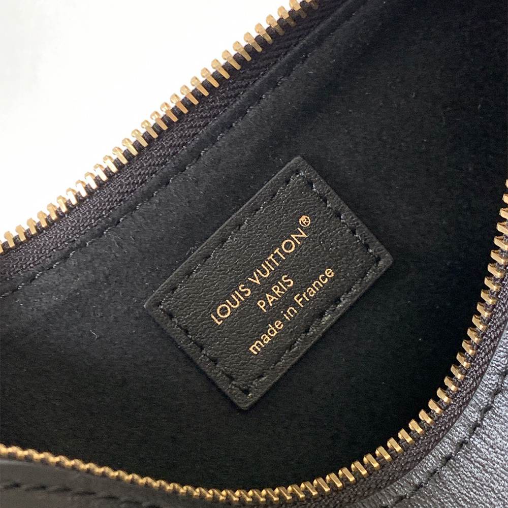 Pochette LV Bloom