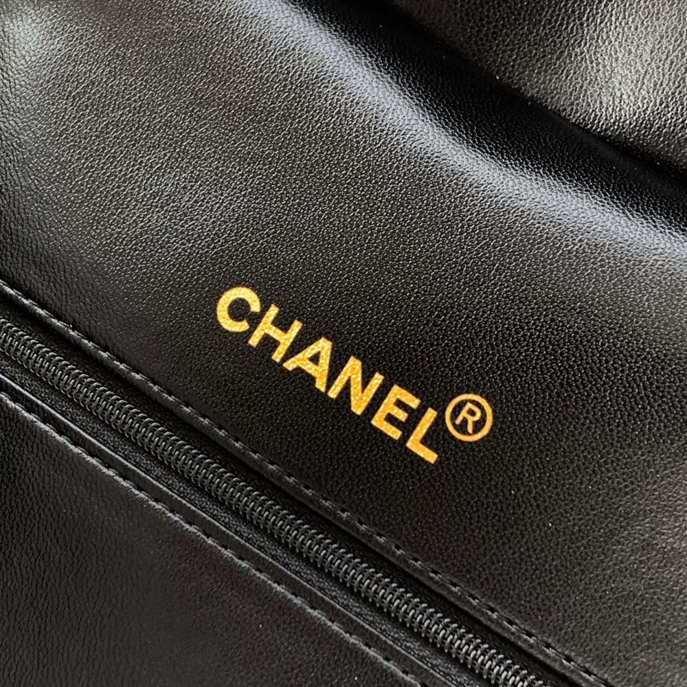 Ch**el Vintage Logo Bowler Bag(HIGH-END GRADE)