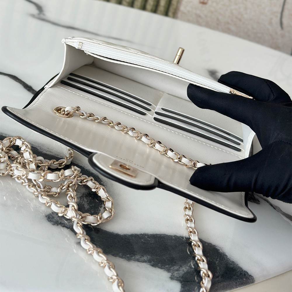 Ch**el Wallet on Chain(HIGH-END GRADE)