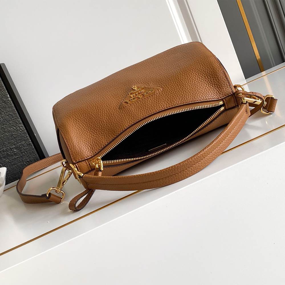 Pra*a Small leather bag(HIGH-END GRADE)