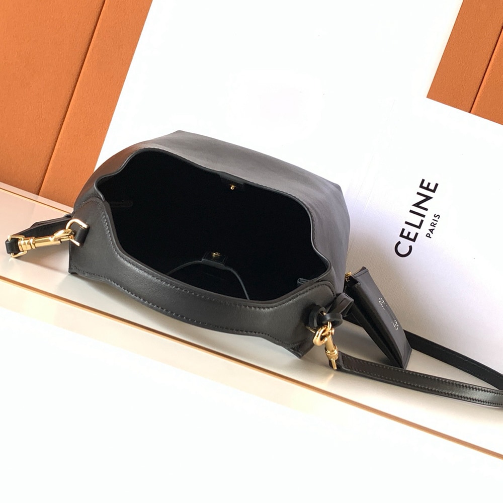 Ce1i*e SMALL HOBO IN S*pPLE SMOOTH CALFSKIN(HIGH-END GRADE)