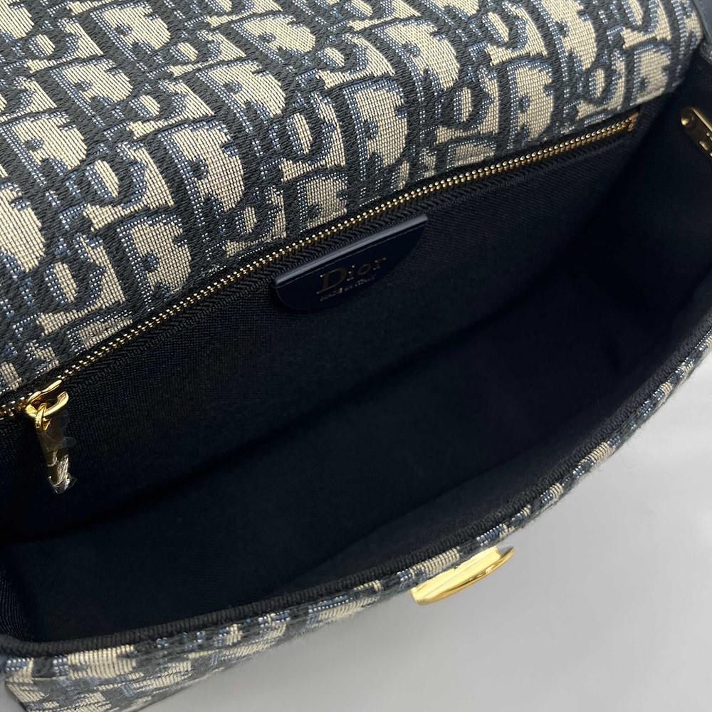D10r Medium D10r Medaillon Flap Bag(HIGH-END GRADE)