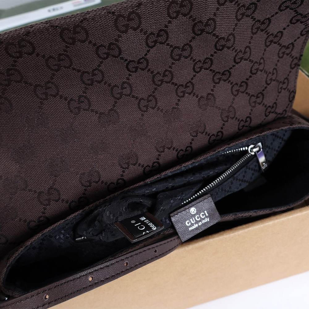 Gvc*1 Madison medium shoulder bag