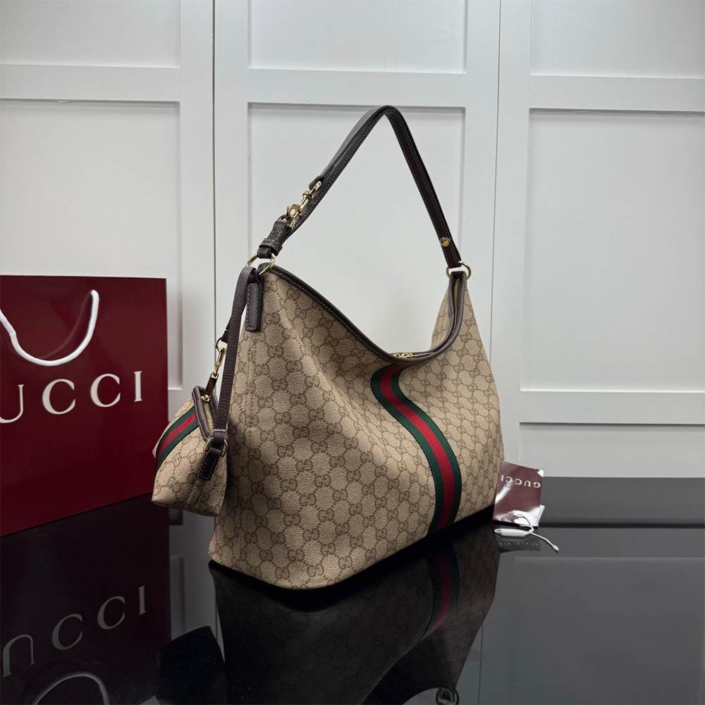 Gvc*1 Large shoulder bag with Web