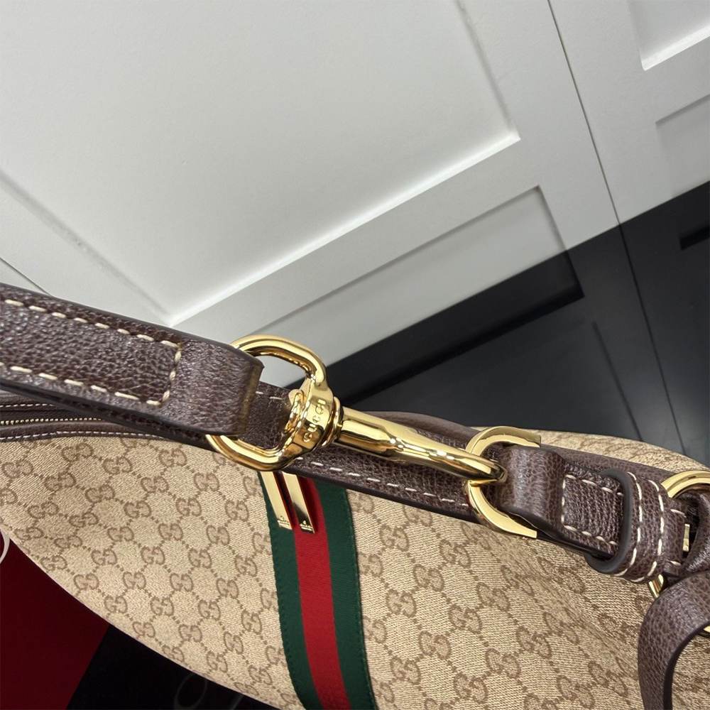 Gvc*1 Large shoulder bag with Web