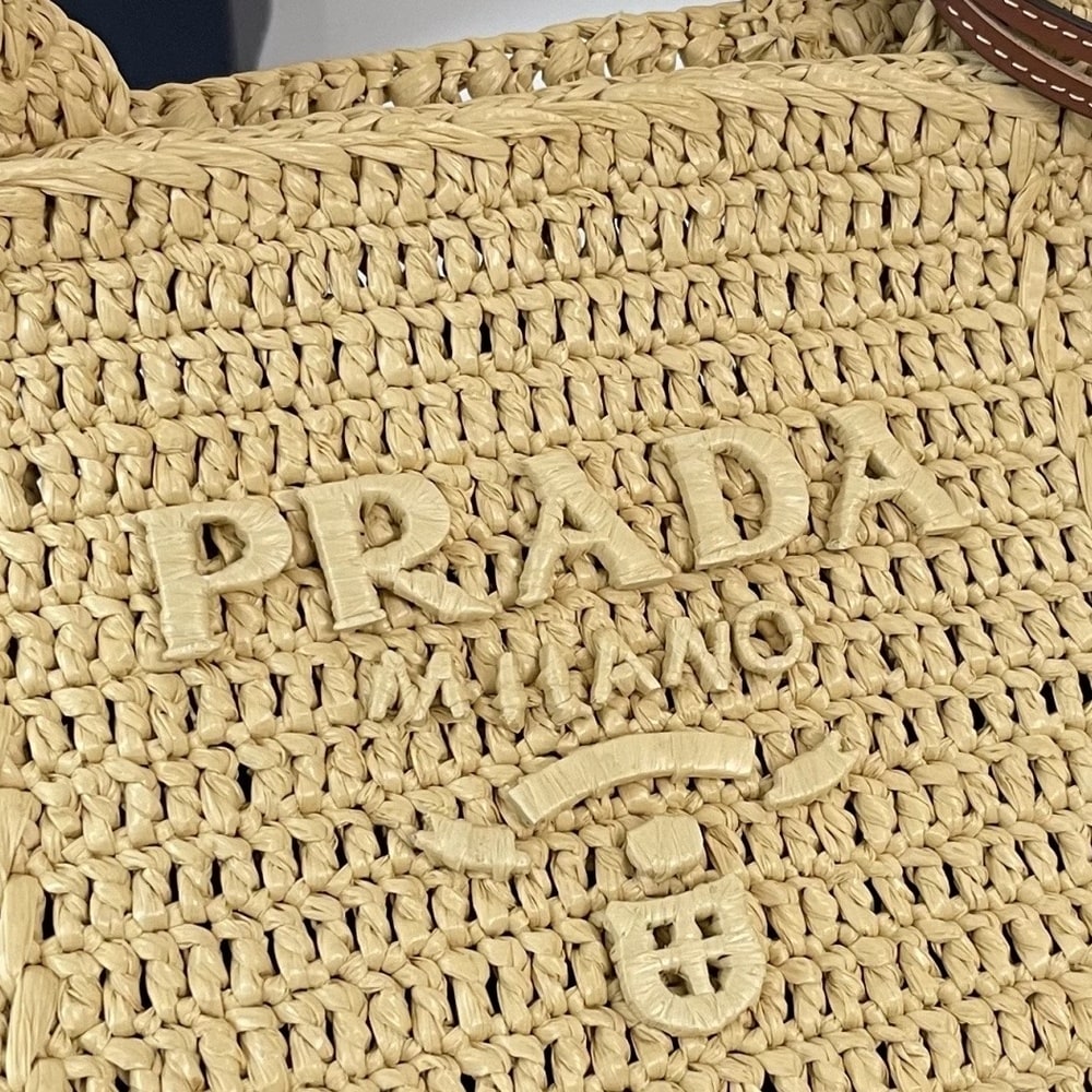 Pra*a Large crochet tote bag with leather details(HIGH-END GRADE)