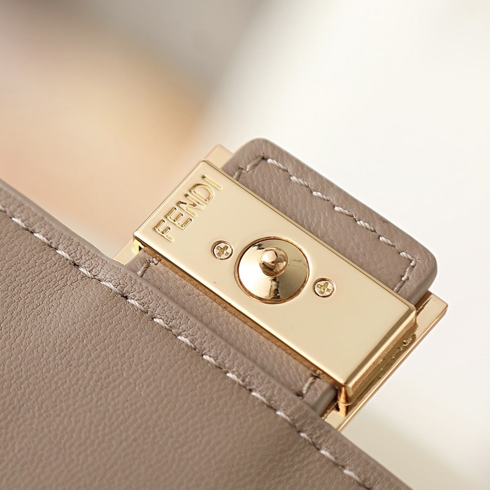 F**di Wallet On Chain Baguette(HIGH-END GRADE)